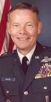 William Maxson, American military commander, dies at age 82
